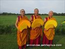 Groupe de moines