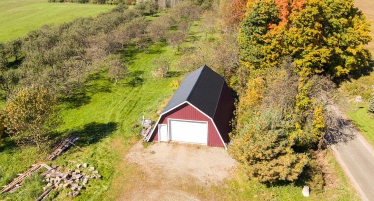 Bury Domaine 132 acres, bâtiment agriculture int.