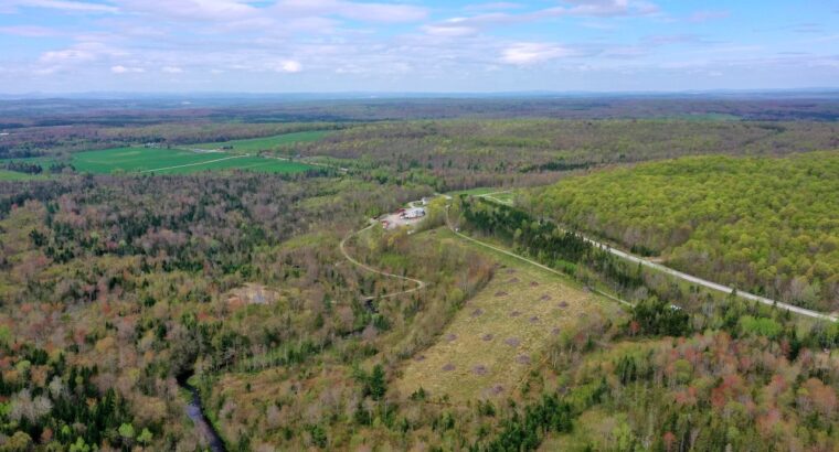 Stoke (Estrie): Érablière 5200 entailles, 19200 lb