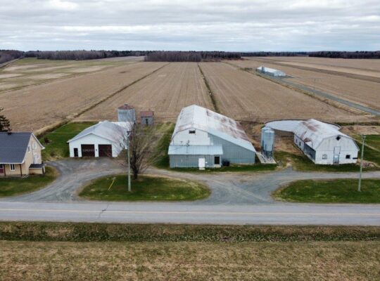 St-Wenceslas (Centre-du-Québec) : Fermette 2 acres