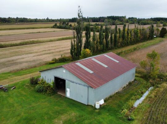 Ste-Cécile-de-Milton : Ferme 103 acres