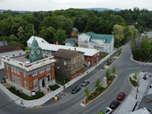 Danville Immeuble à revenus et un local commercial