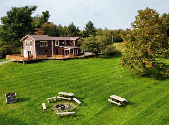 Danville. Domaine , maison 6c érablière