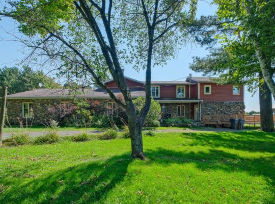 Danville. Domaine , maison 6c érablière