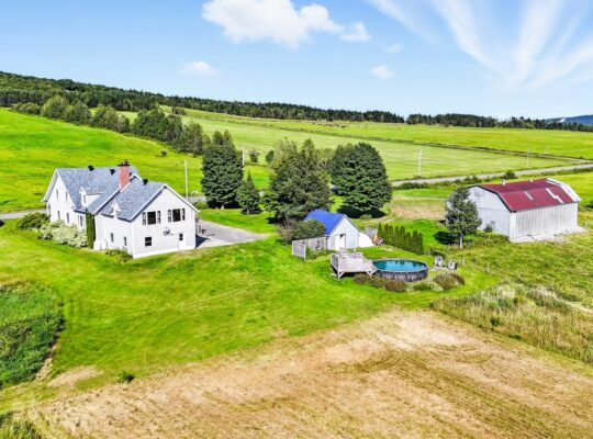Ham-Nord (Centre-du-Québec) : Domaine 4.78 acres