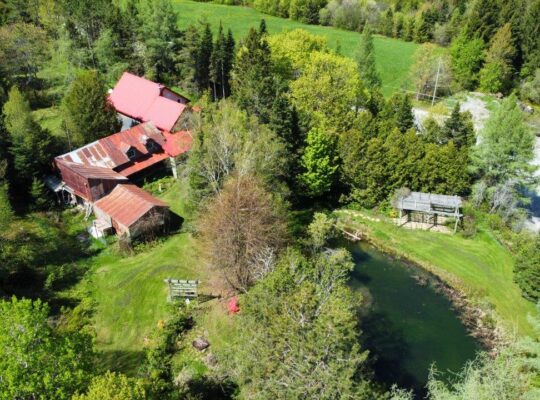 St-Ferdinand (Ctre Québec) :Maison 4 CAC 135 acr