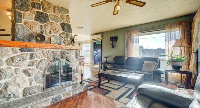St-Louis-de-Blandford : Domaine garage commercial