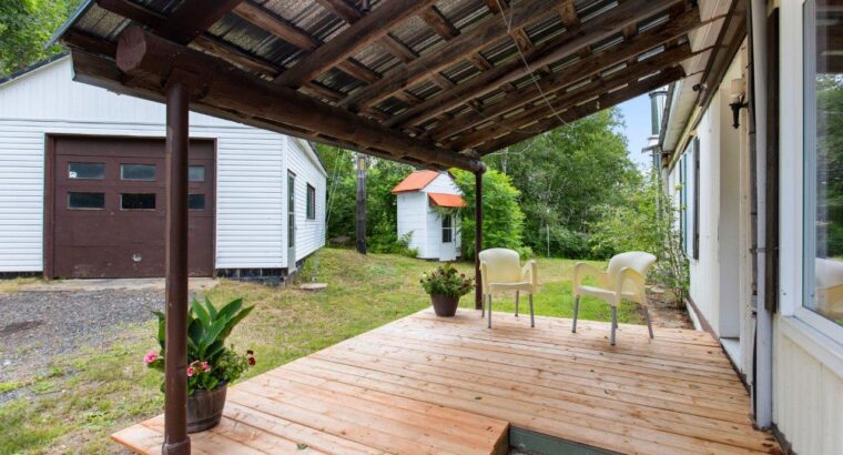 Chute-St-Philippe, fermette 3.69 acres