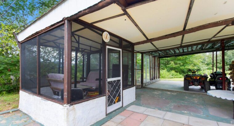 Chute-St-Philippe, fermette 3.69 acres