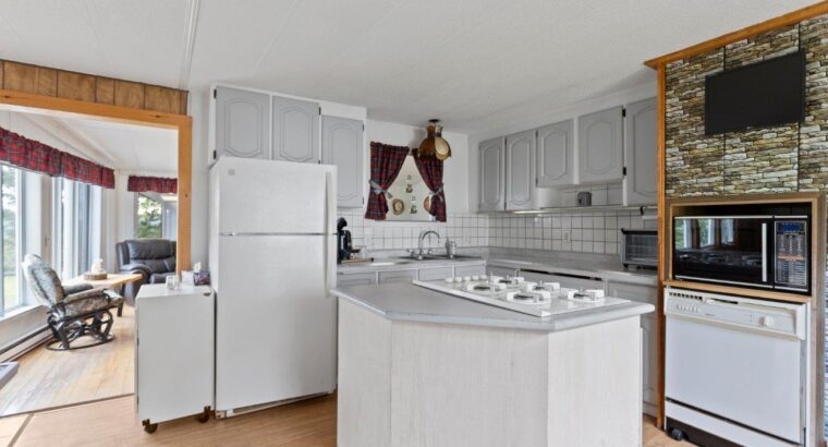 Chute-St-Philippe, fermette 3.69 acres