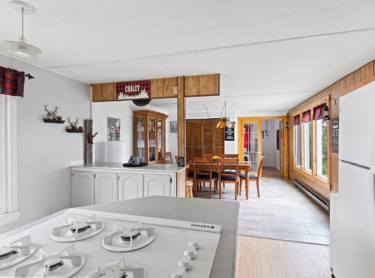 Chute-St-Philippe, fermette 3.69 acres