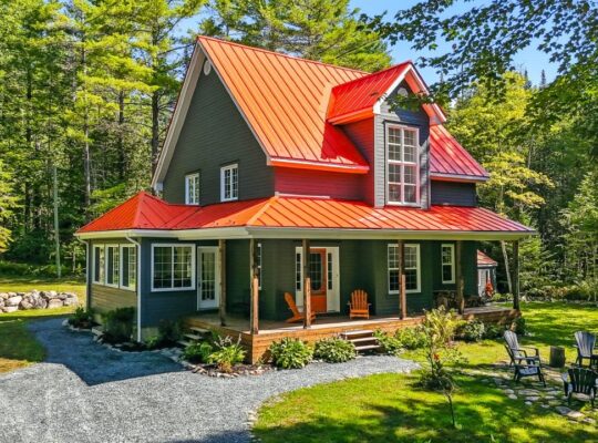 Eastman (Estrie) : Maison de campagne, 3 CAC, 1 ac
