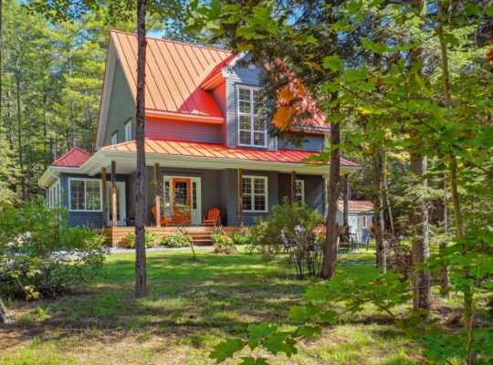 Eastman (Estrie) : Maison de campagne, 3 CAC, 1 ac