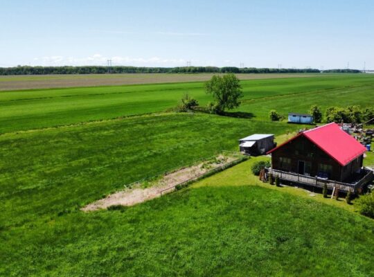 Chambly (Montérégie): Fermette Culture forêt