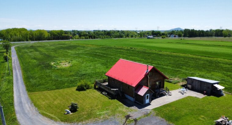 Chambly (Montérégie): Fermette Culture forêt
