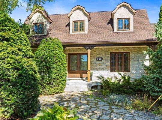 St-Joseph-du-Lac (Laurentides) : cidrerie équipée