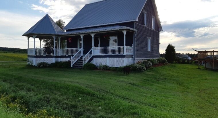 St-Camille : Ferme de chèvres laitières 158 acres