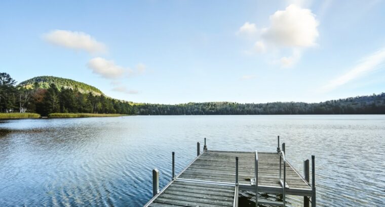 Orford (Estrie) : Domaine bord de l’eau