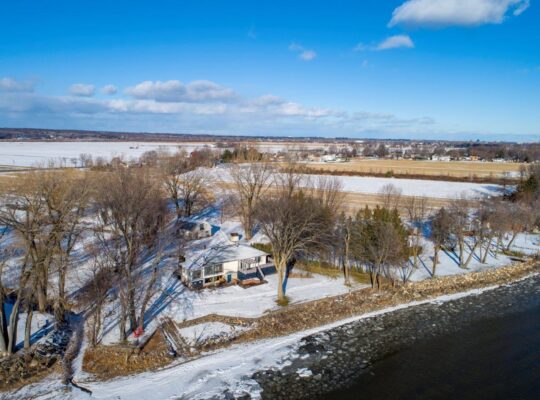 Trois-Rivières: Fermette équestre, bord de l’eau