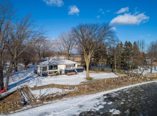 Trois-Rivières: Fermette équestre, bord de l’eau