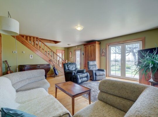 Hatley Domaine 30 acres, maison et bâtiments