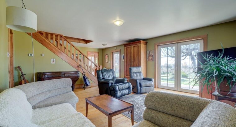 Hatley Domaine 30 acres, maison et bâtiments