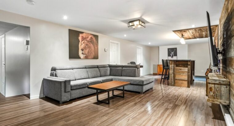 Roxton Pond (Estrie) :Immeuble locatif 3 logements