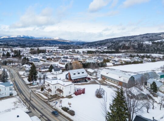 St-Urbain (Capitale-Nationale) : Ferme d’émeus