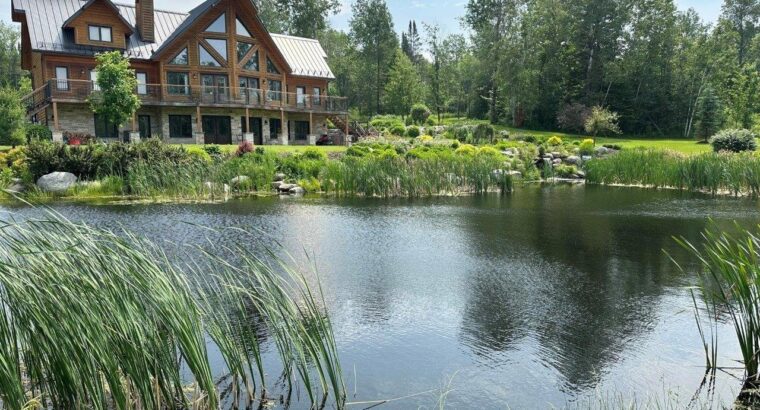 Frontenac (Estrie) : Domaine 5 acres avec lac