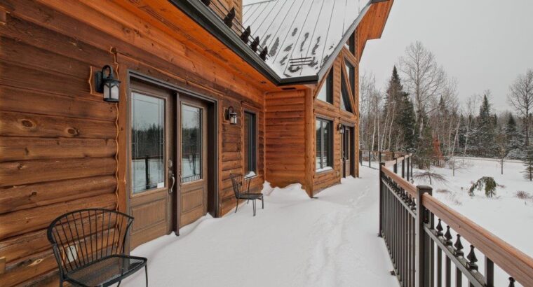 Frontenac (Estrie) : Domaine 5 acres avec lac