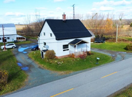 St-Wenceslas (Centre-du-Québec) : Fermette de 4 ac