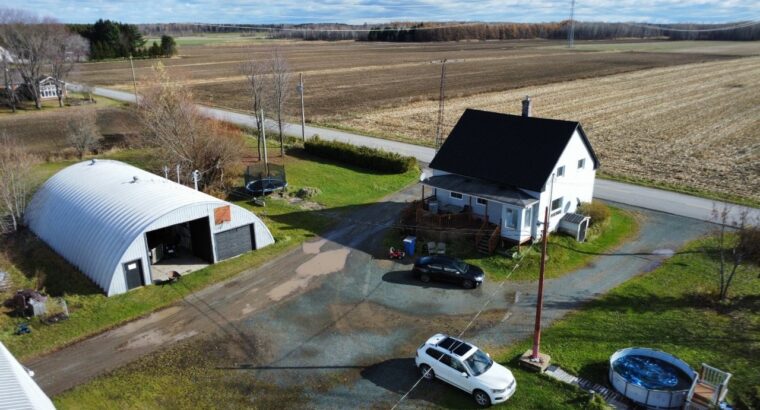 St-Wenceslas (Centre-du-Québec) : Fermette de 4 ac