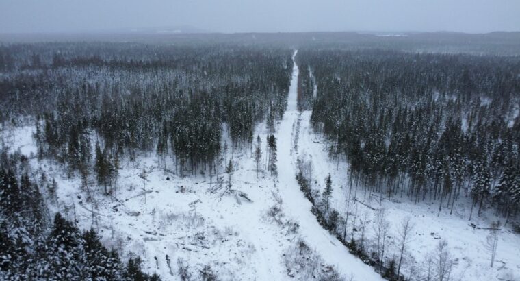 Ste-Rose-de-Watford (Chaud-App.)Terre droit constr