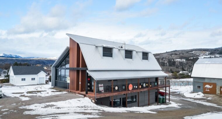 St-Urbain (Capitale-Nationale) : Ferme d’émeu