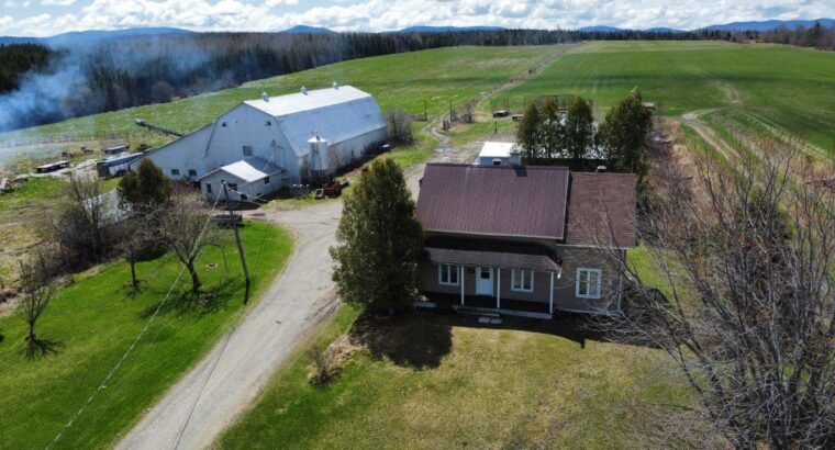 La Patrie en Estrie : Ferme 170ac Maison 4c