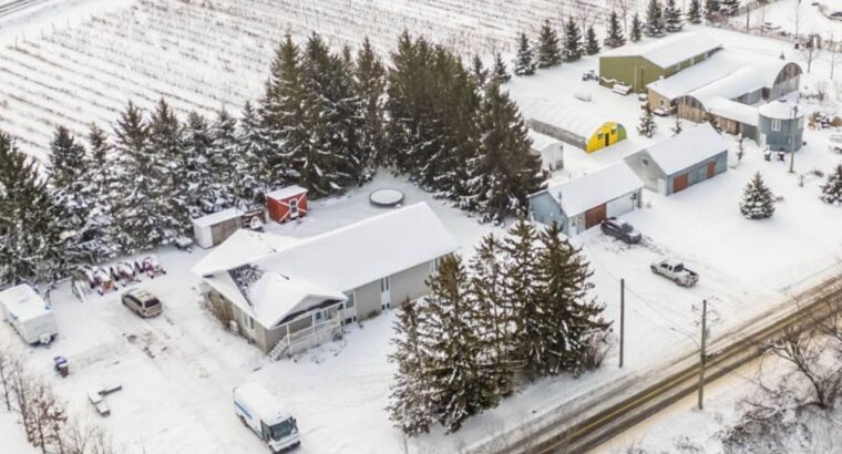 Coteau-du-Lac Maison Serre 5000m2