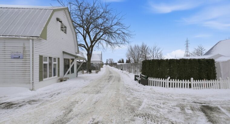 St-Basile-le-Grand : Domaine Canin et équestre