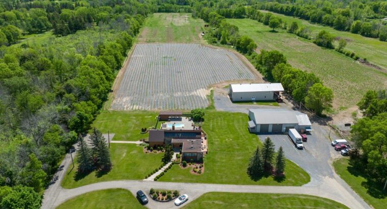 L’Île-Bizard (Montréal) : Luxueux domaine agricole