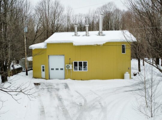 St-Joachim-de-Shefford (Estrie) Érablière 53 acres