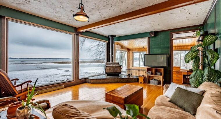 Trois-Rivières: Fermette équestre 4.86ac bord eau