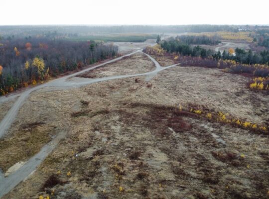 St-Félix-de-Kingsey (Ctre-du-Québec) : Terre 423ac