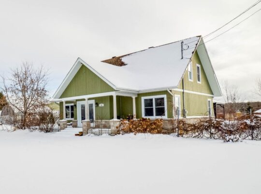 Coteau-du-Lac (Montérégie) : Vignoble 28ac Maison