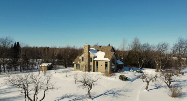 Wotton (Estrie) : Domaine 161 acres, érablière