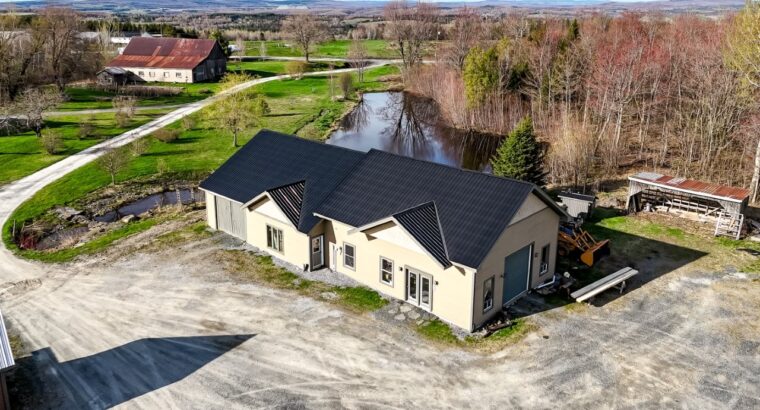 Wotton (Estrie) : Domaine 161 acres, érablière