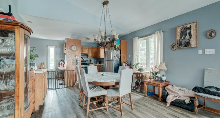 Weedon (Estrie) : Domaine équestre de 71 acres