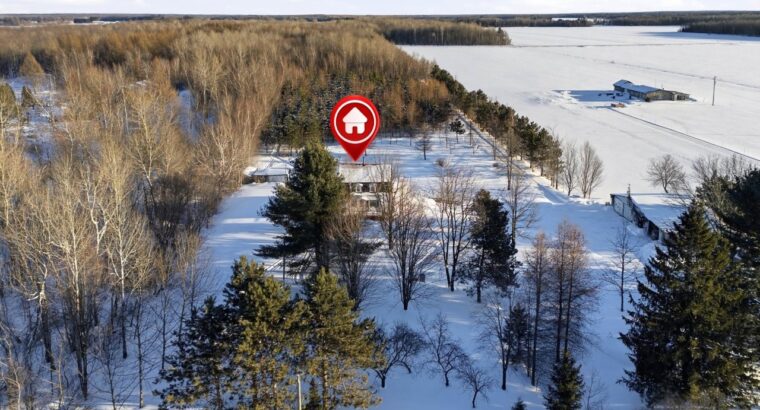 St-Léonard-d’Aston (Centre-du-Québec) : Fermette