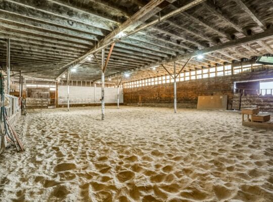 Valcourt (Estrie) : Fermette 98 ac av Maison