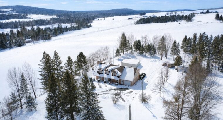 St-Julien (Chaud-App) : Maison, 4 chambres,