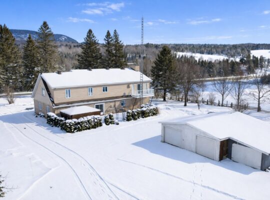 St-Julien (Chaud-App) : Maison, 4 chambres,