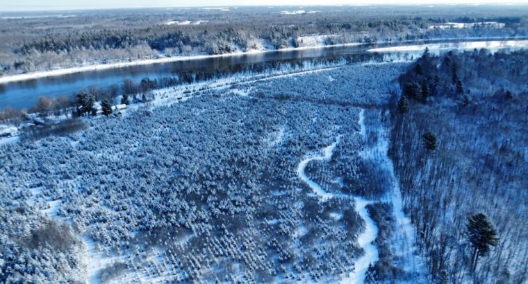 Drummondville Terre 136 acr – Rivière St-François